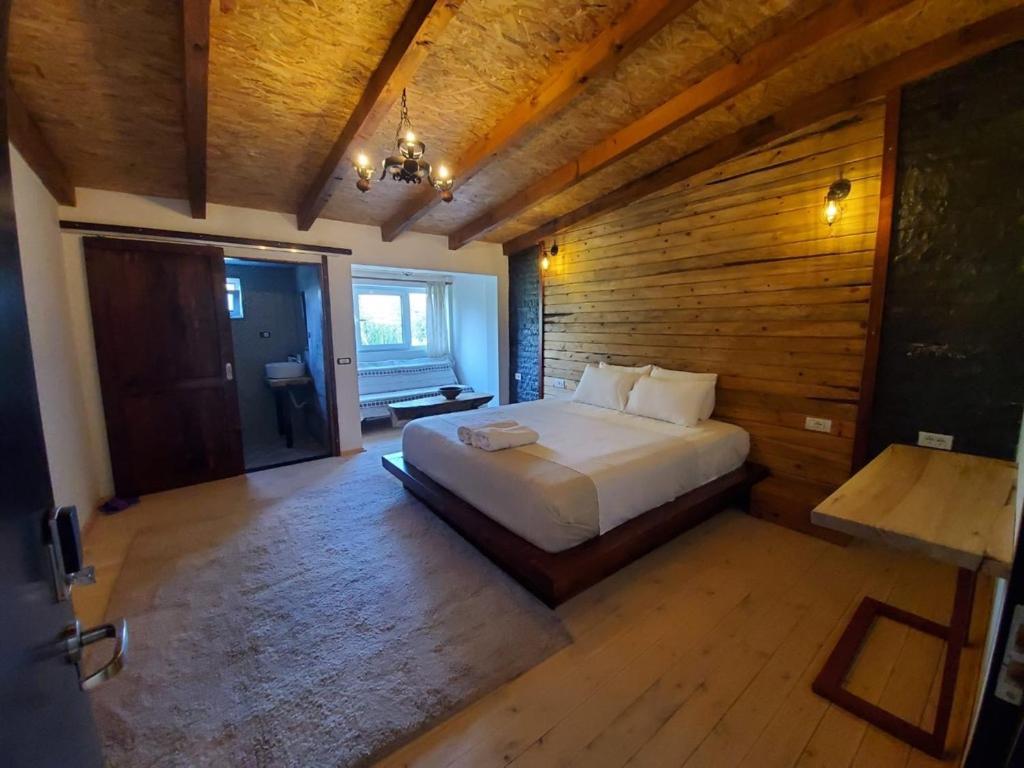 Hotel Devi Erseke Zewnętrze zdjęcie