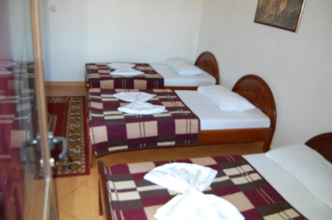 Hotel Devi Erseke Zewnętrze zdjęcie